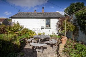 Garden_TOS(2)- click for photo gallery